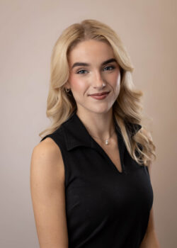 5-Larissa